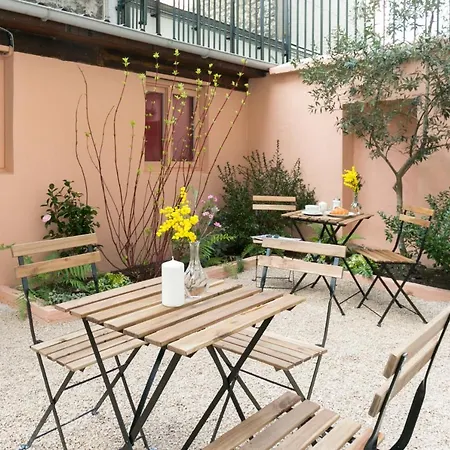 Hector Hotel 2*